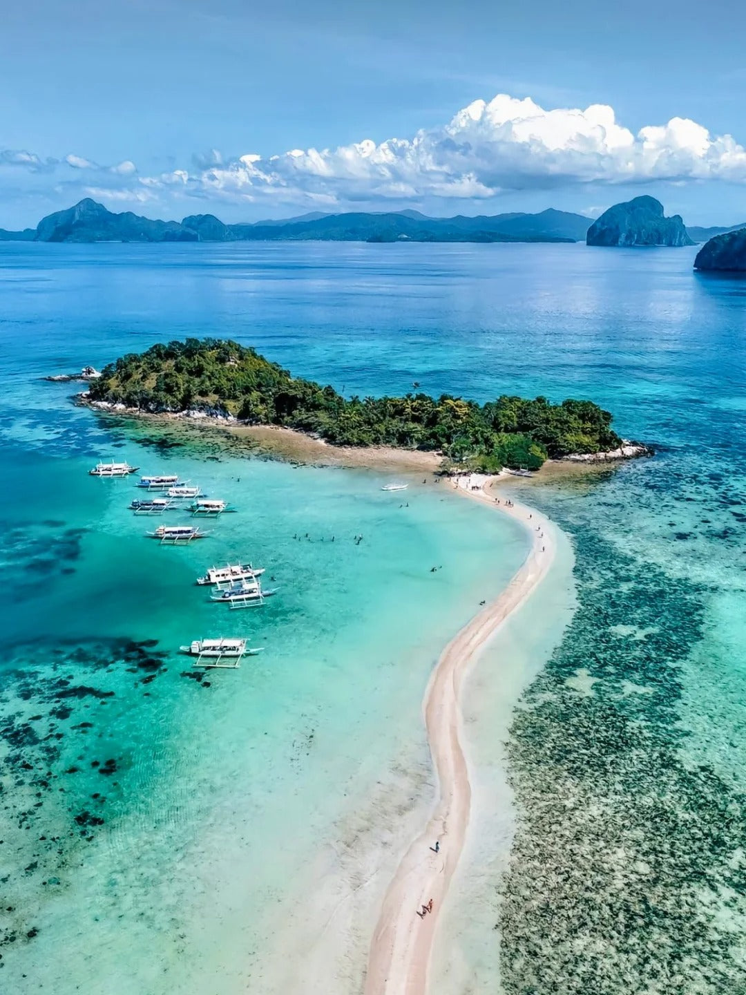 The Philippines: A Vacation Paradise of Countless Islands