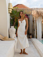 Chic Knit Mermaid Dress with Adjustable Straps – Long and Slit Design for a Stylish Look